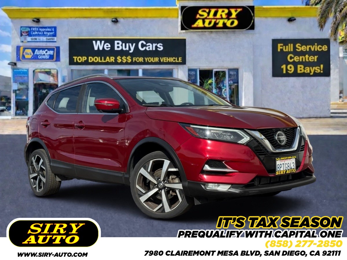 2020 Nissan Rogue Sport SL FWD's photo