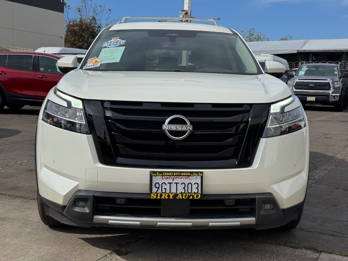 2023 Nissan Pathfinder SL - Photo 5
