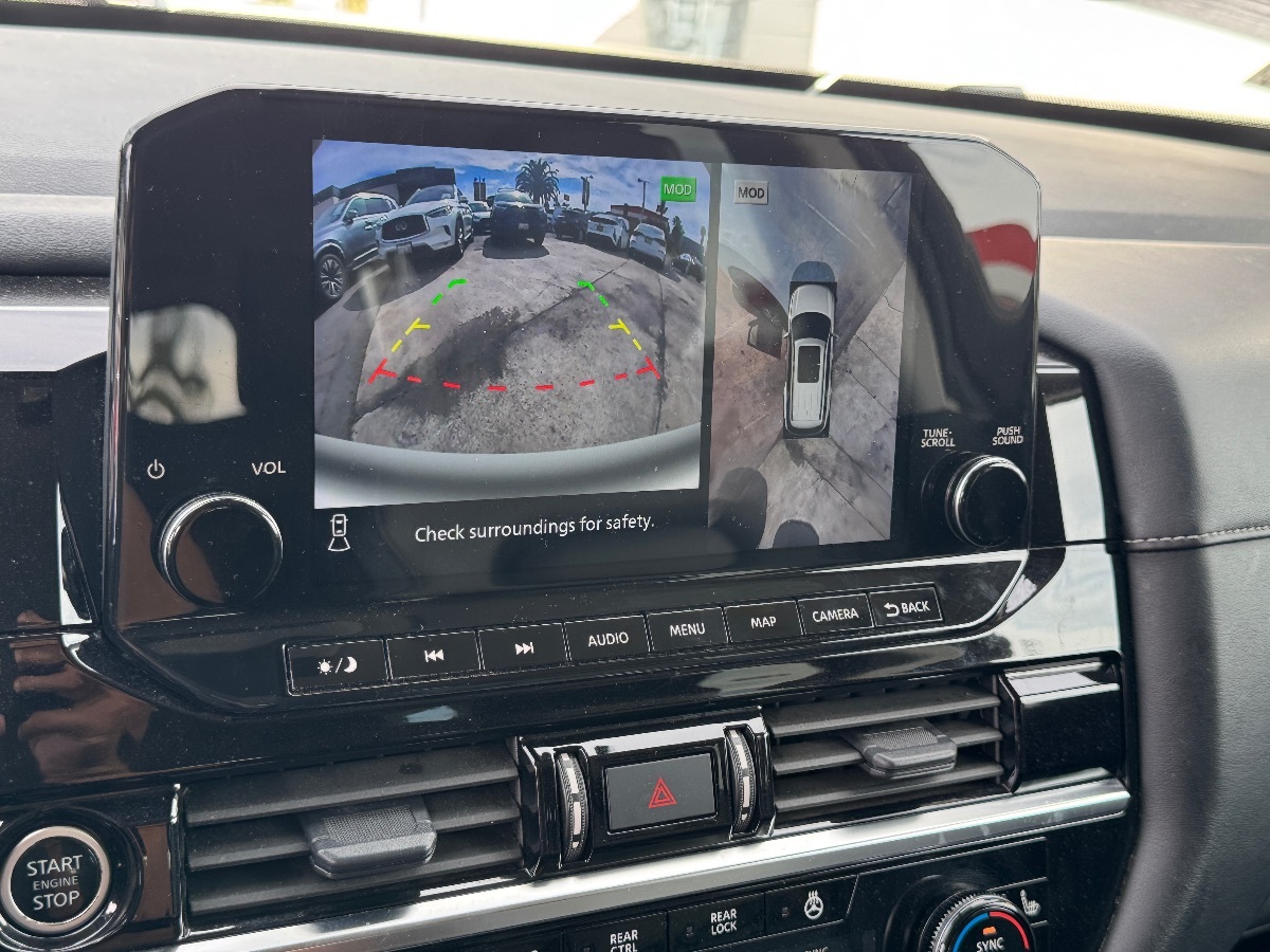 2023 Nissan Pathfinder SL - Photo 23