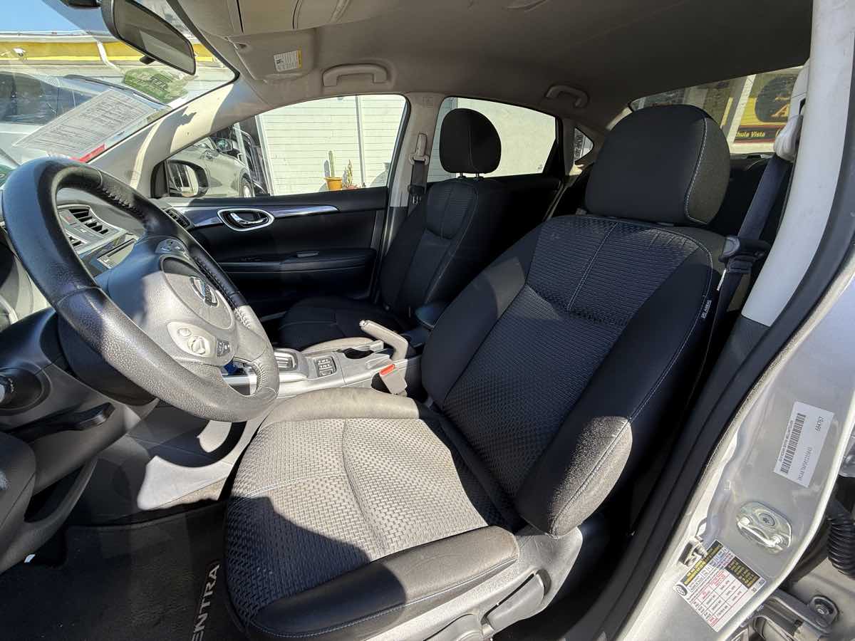 2019 Nissan Sentra SR - Photo 10