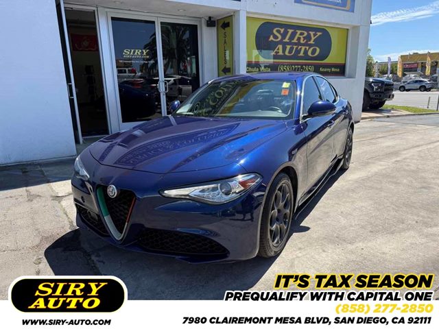 Montecarlo Blue Metallic 2017 Alfa Romeo Giulia AWD Sedan All-Wheel Drive Automatic