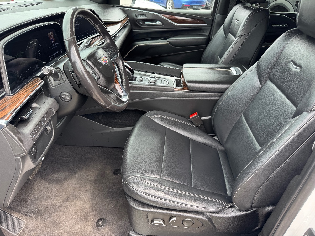 2022 Cadillac Escalade Luxury - Photo 26