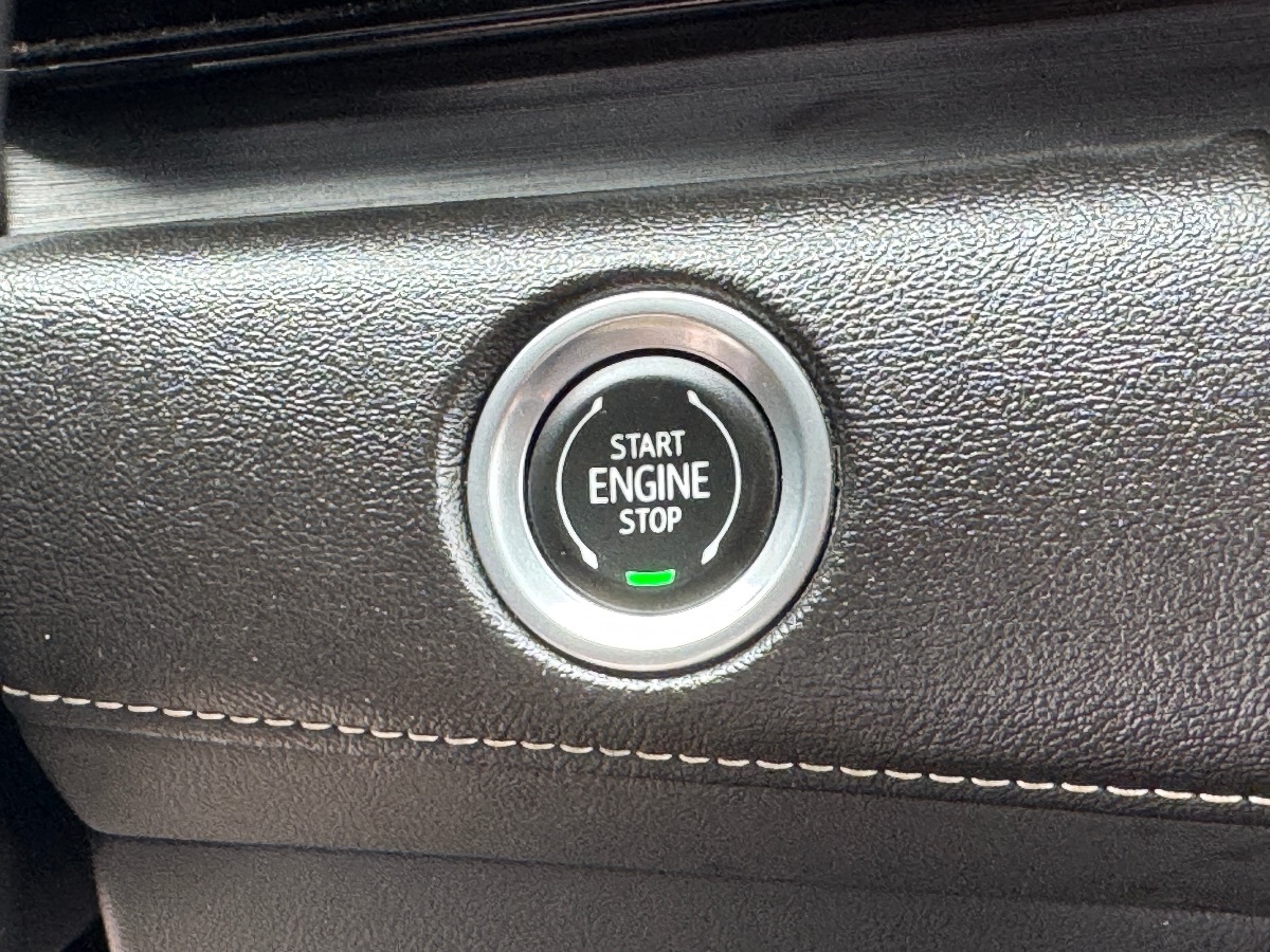 2022 Cadillac Escalade Luxury - Photo 32