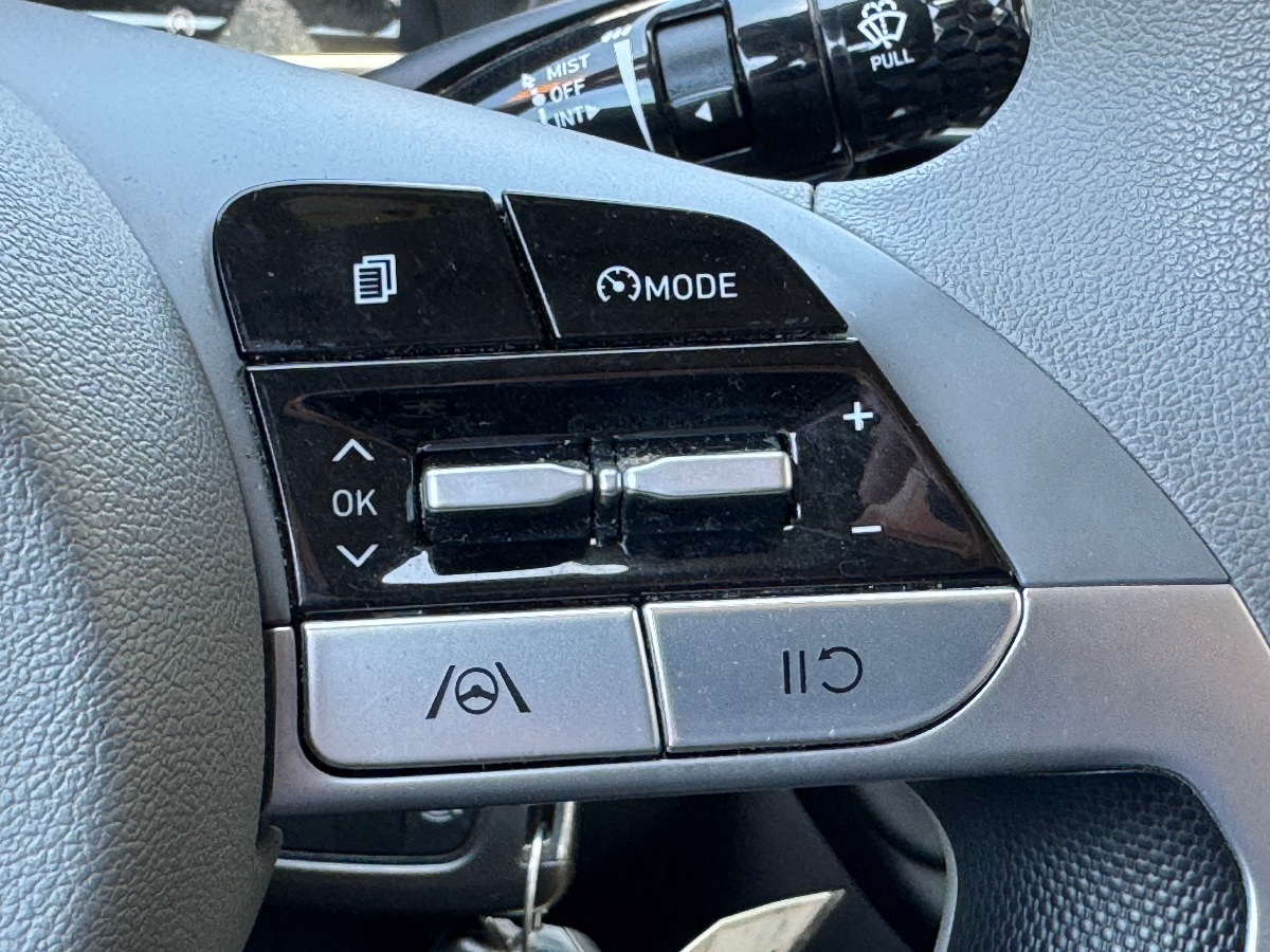 2021 Hyundai Elantra SE - Photo 26