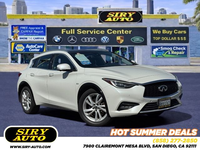 2019 INFINITI QX30 Essential FWD