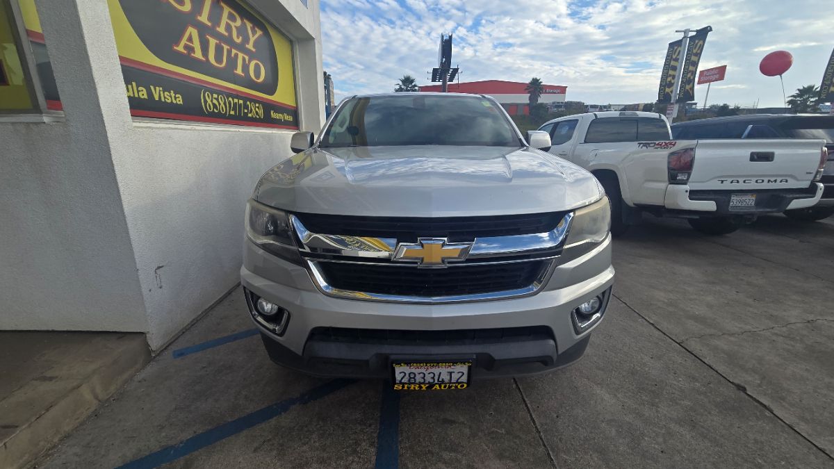 View vehicle photo 3