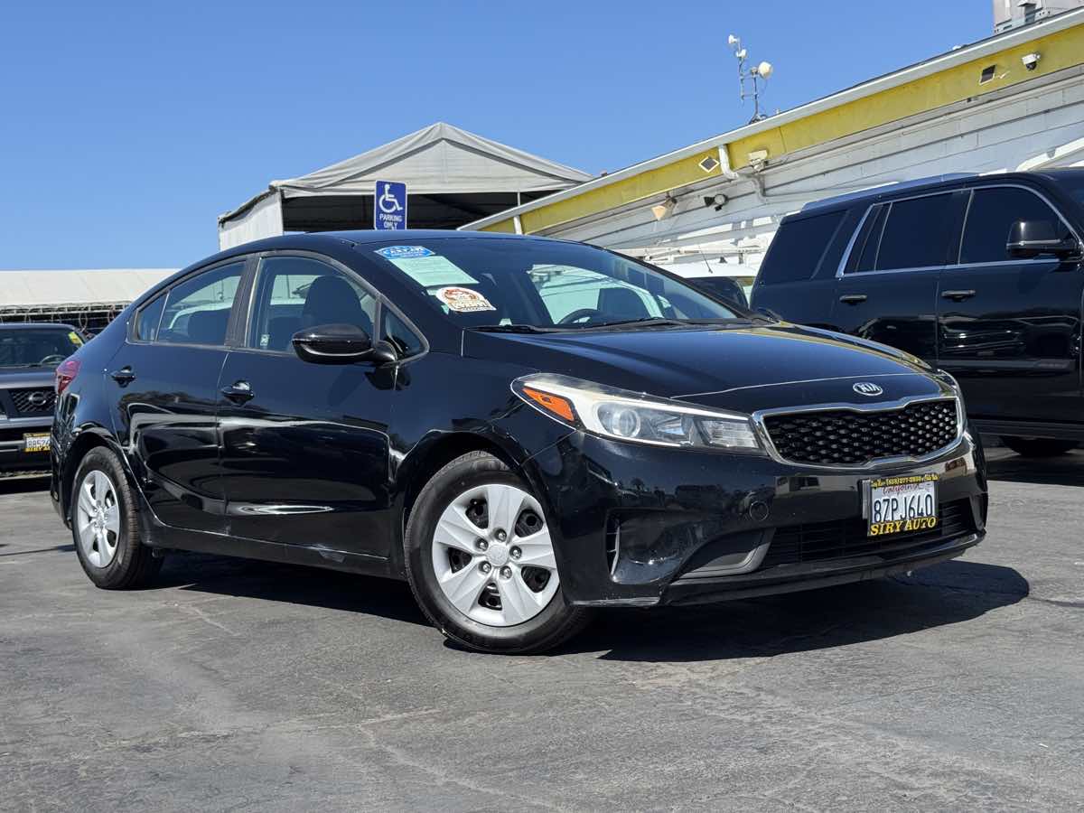 Photo 2 of this Kia Forte