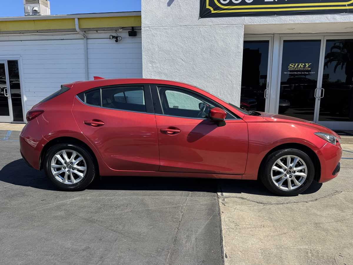 Photo 7 of this Mazda Mazda3