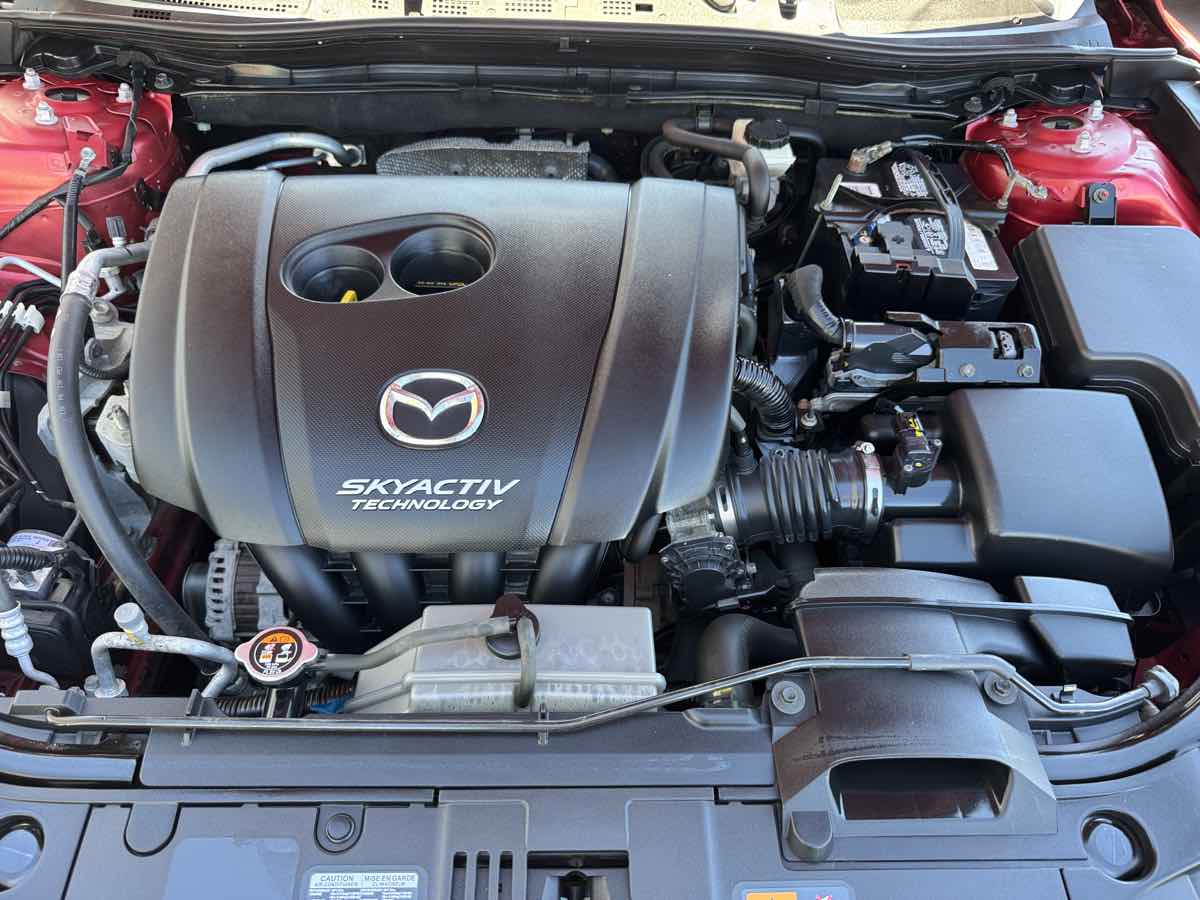 Photo 8 of this Mazda Mazda3