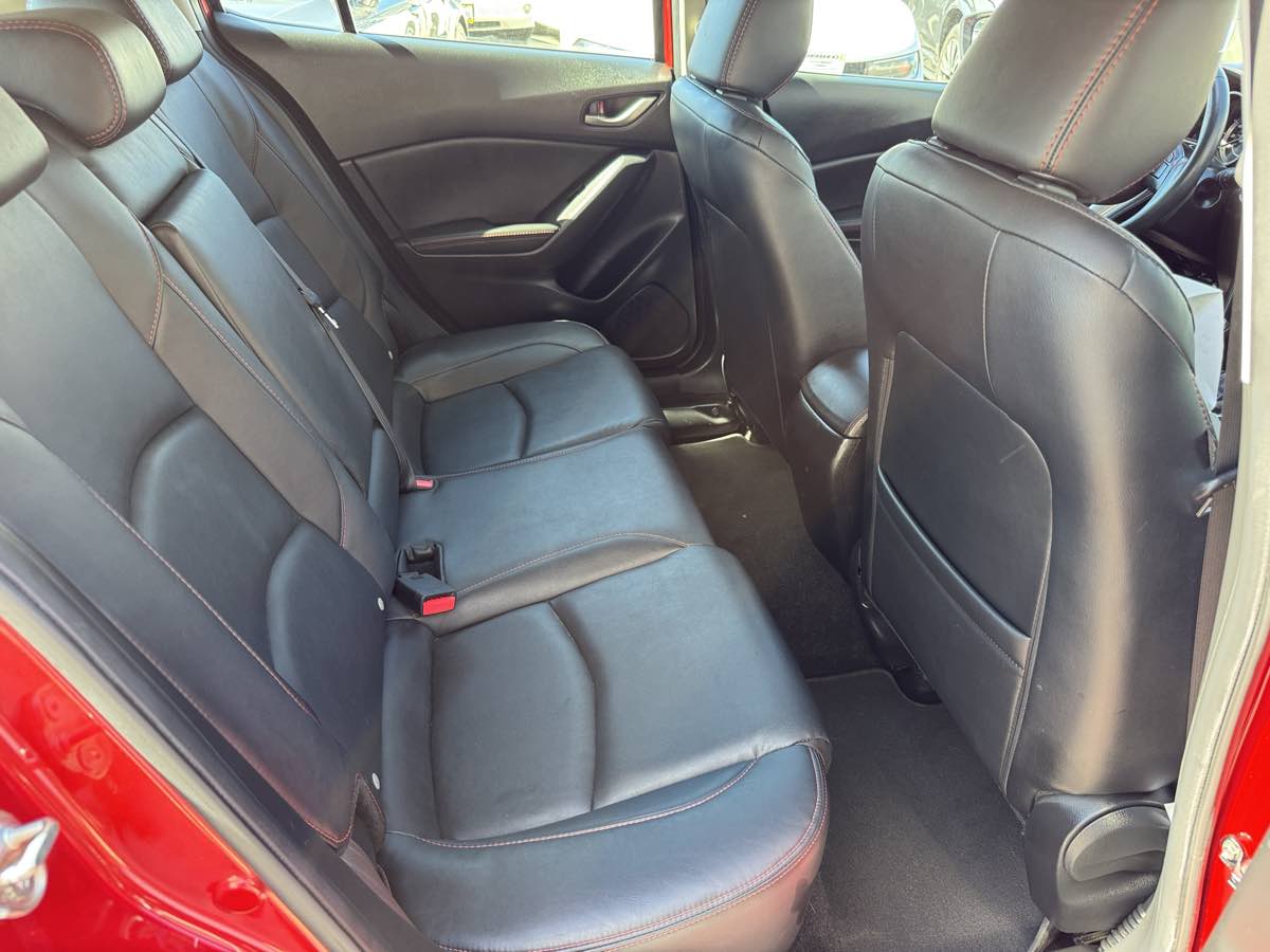 Photo 19 of this Mazda Mazda3