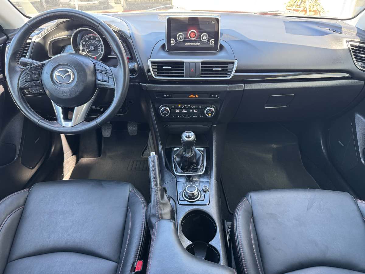 Photo 21 of this Mazda Mazda3