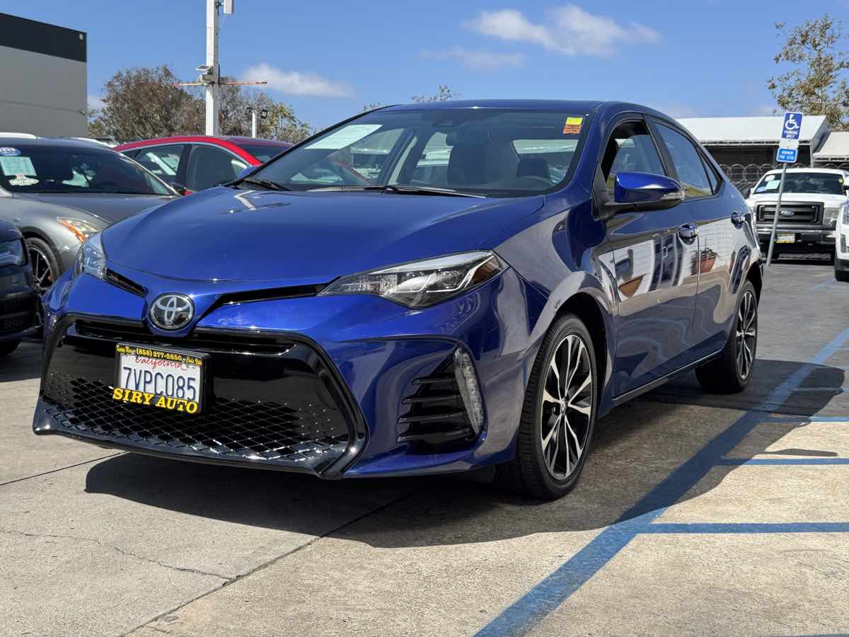 Photo 4 of this Toyota Corolla