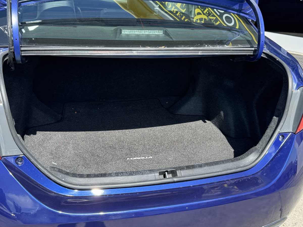 Photo 9 of this Toyota Corolla