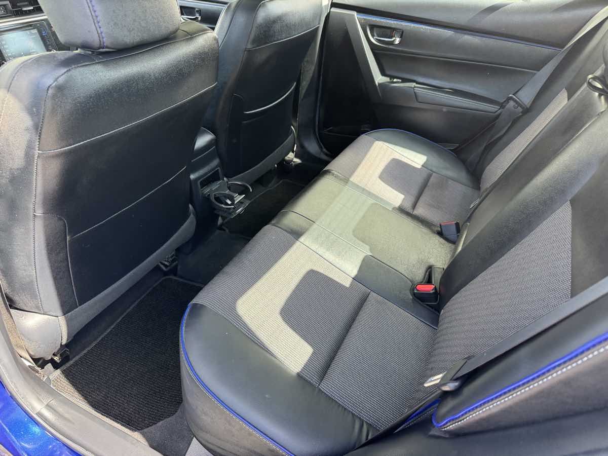 Photo 18 of this Toyota Corolla