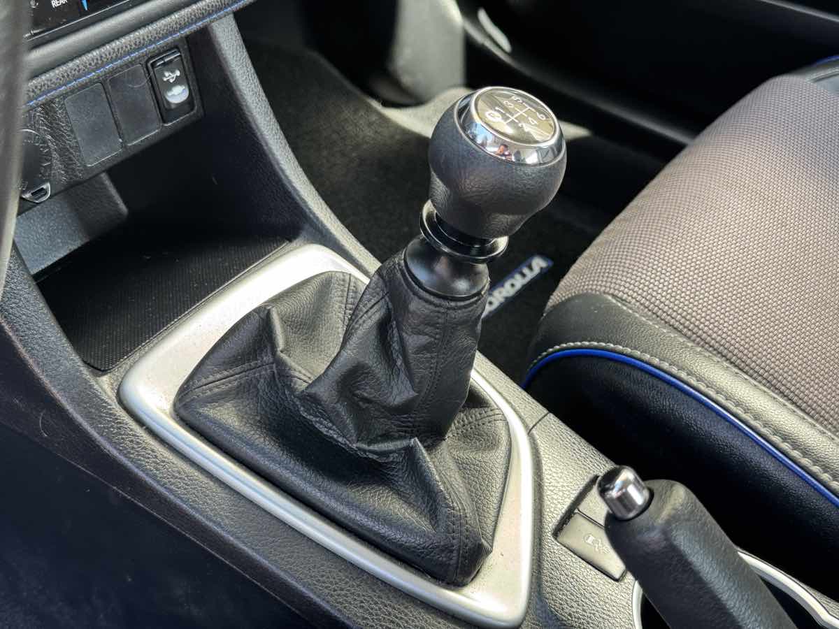 Photo 25 of this Toyota Corolla