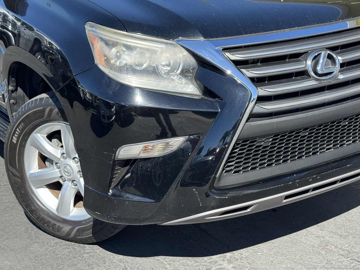 Photo 3 of this Lexus GX 460