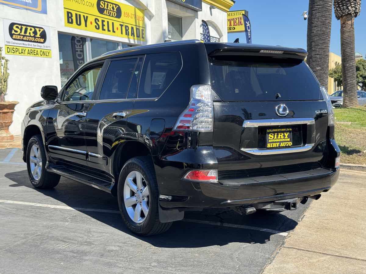 Photo 9 of this Lexus GX 460