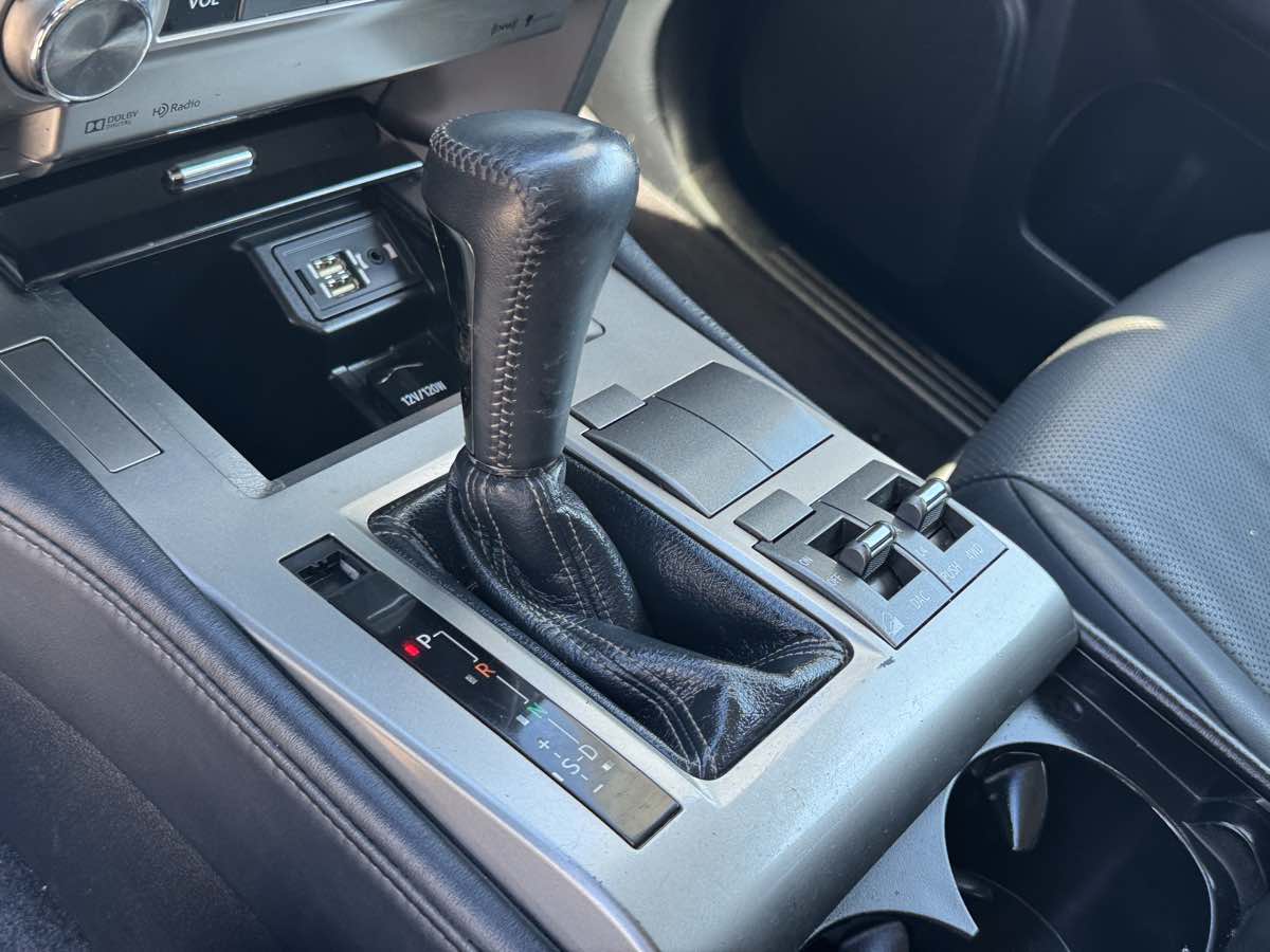 Photo 23 of this Lexus GX 460