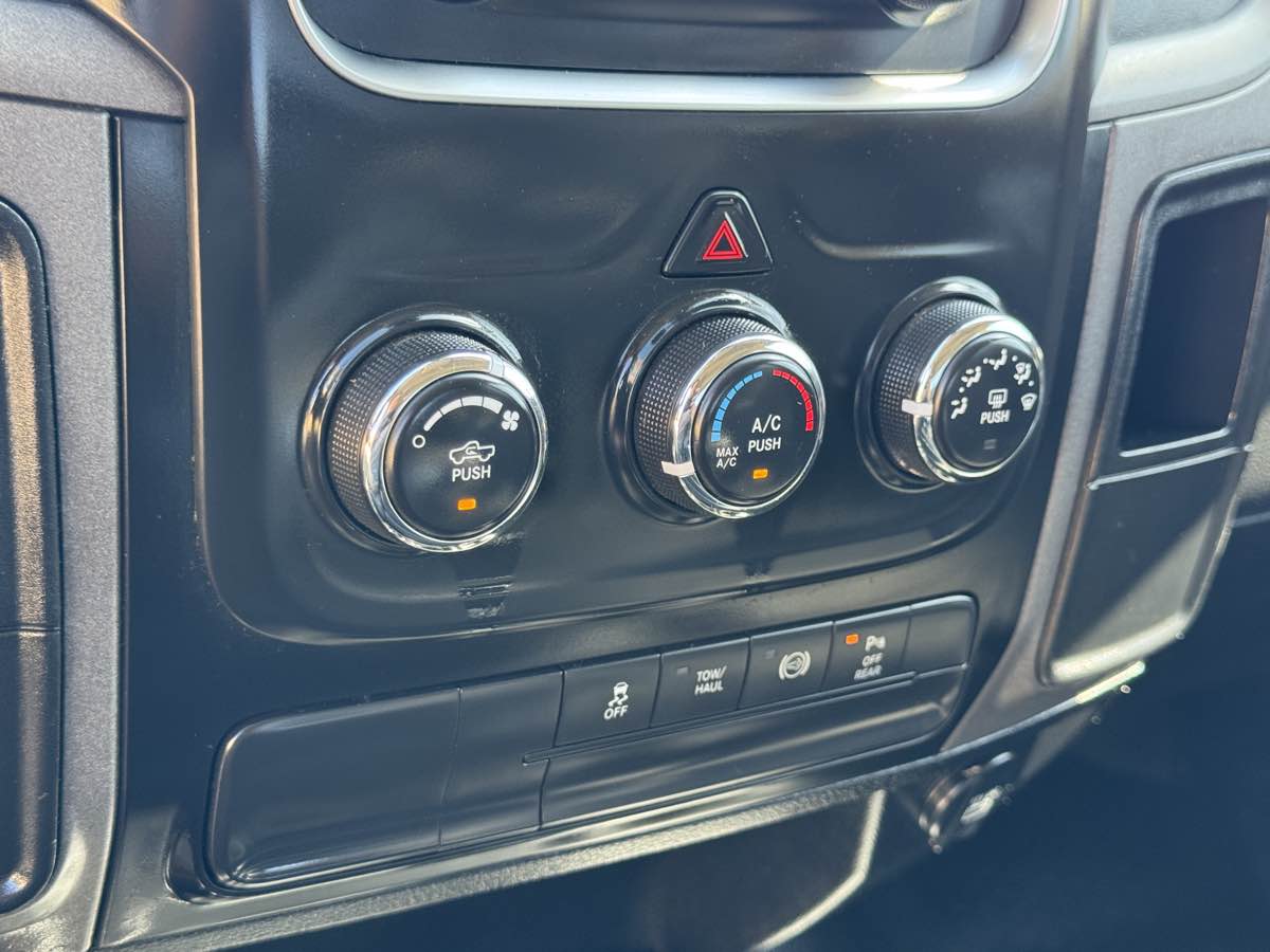 Photo 26 of this Ram 2500