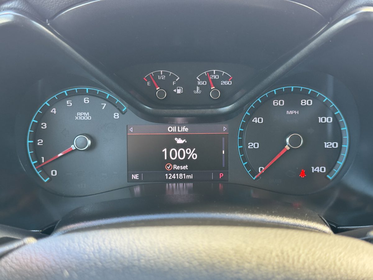 Photo 35 of this Chevrolet Colorado