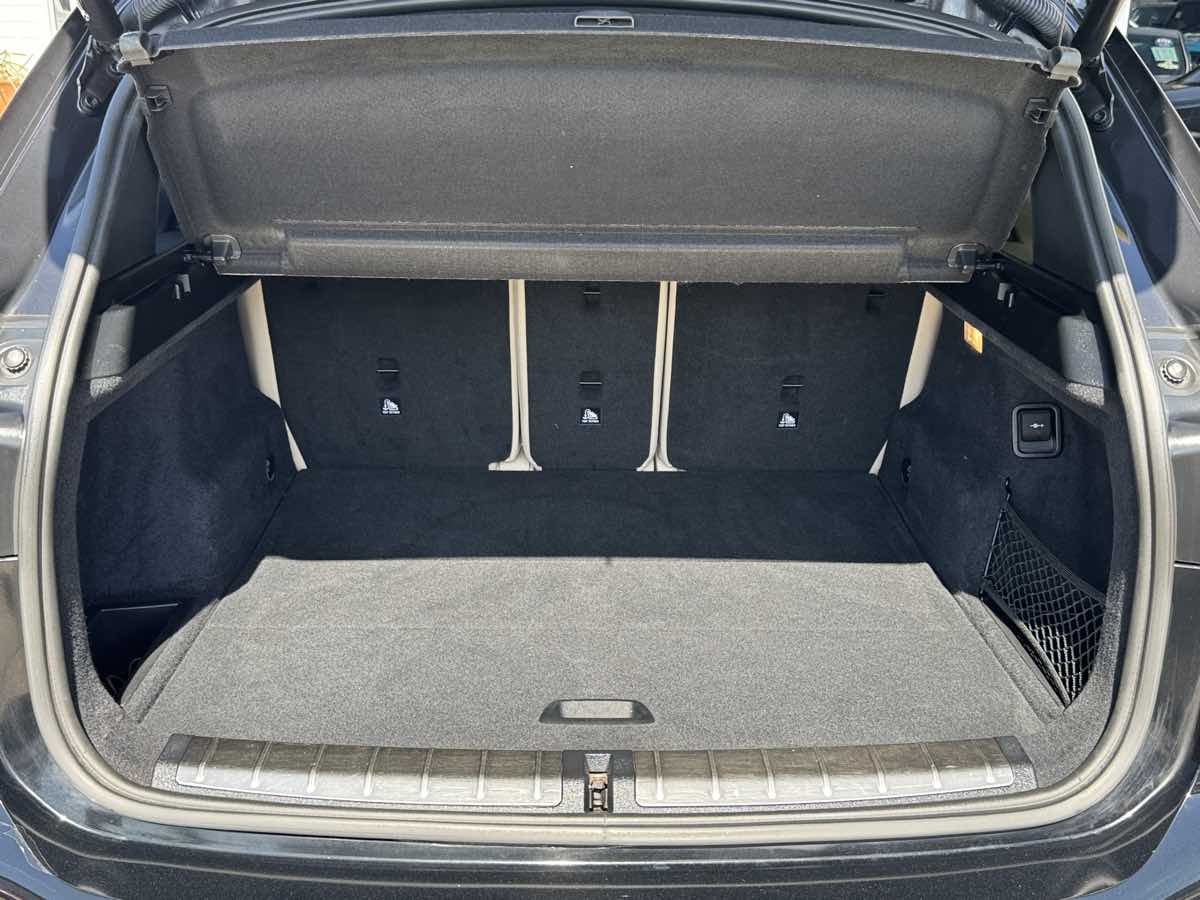 Photo 10 of this BMW X1