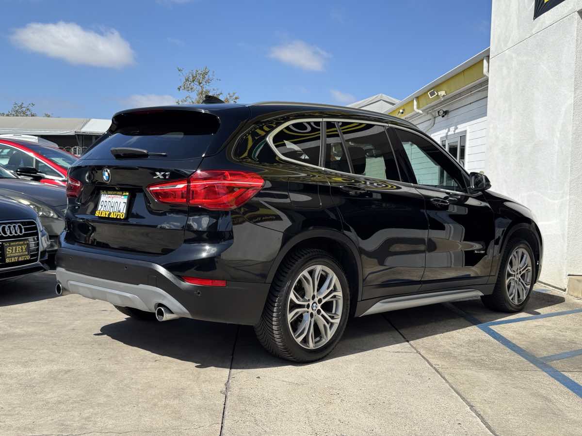 Photo 14 of this BMW X1