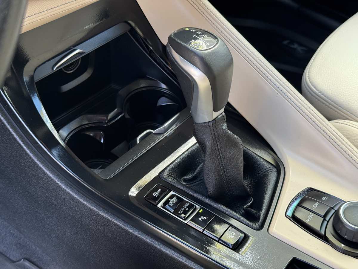 Photo 28 of this BMW X1