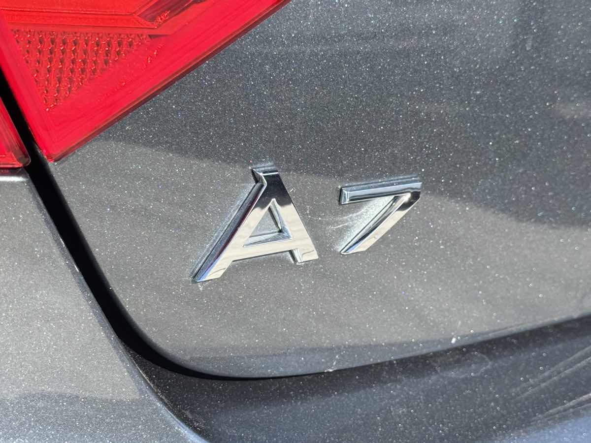 Photo 15 of this Audi A7