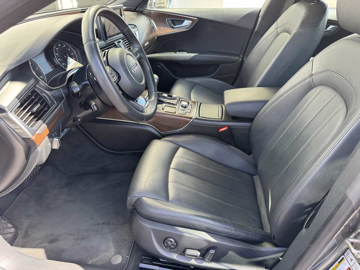 Photo 26 of this Audi A7