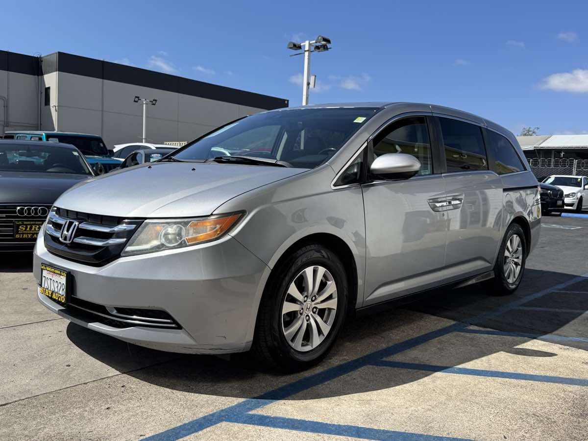 Photo 4 of this Honda Odyssey