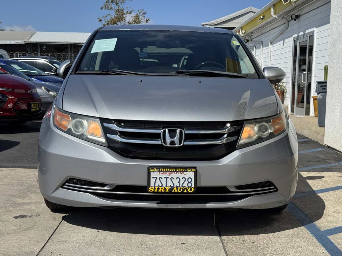 Photo 5 of this Honda Odyssey