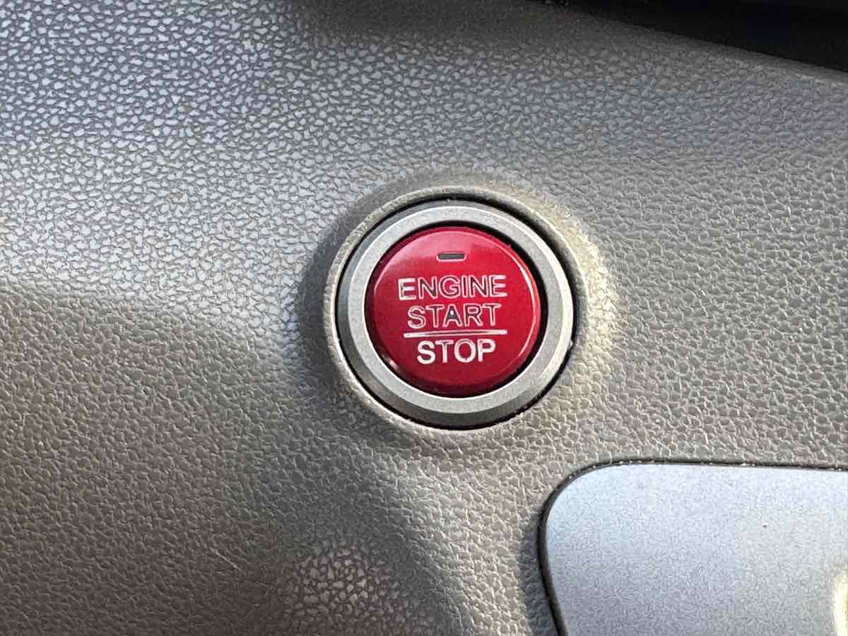 Photo 33 of this Honda Odyssey