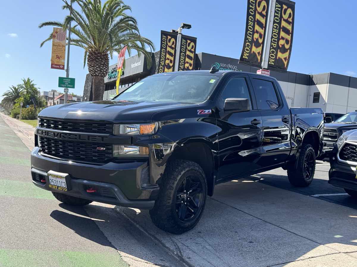 Photo 4 of this Chevrolet Silverado 1500