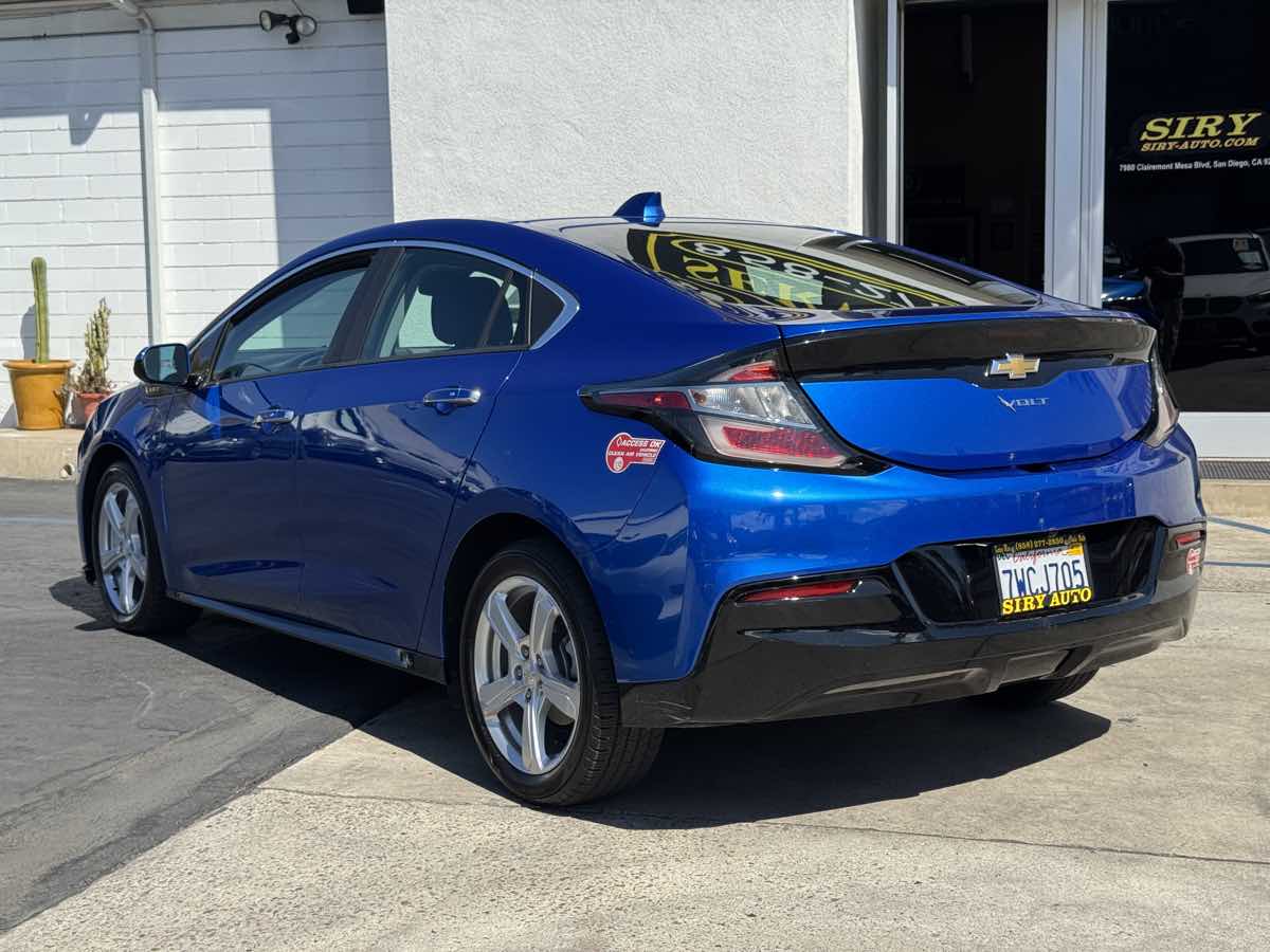 Photo 9 of this Chevrolet Volt
