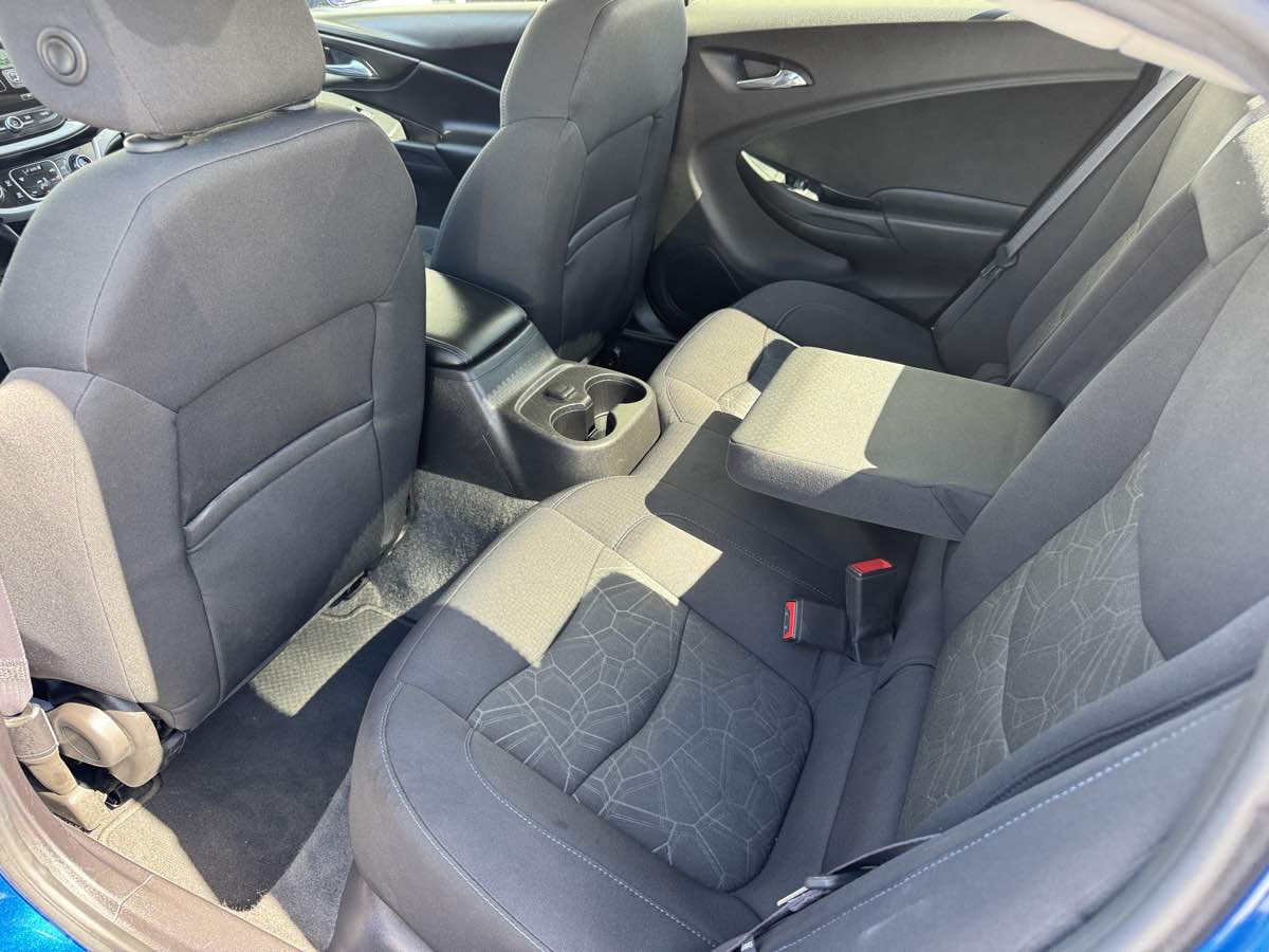 Photo 18 of this Chevrolet Volt