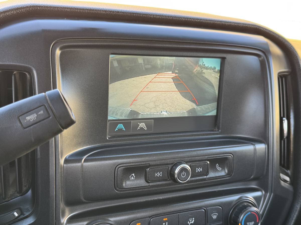 Photo 24 of this Chevrolet Silverado 2500HD