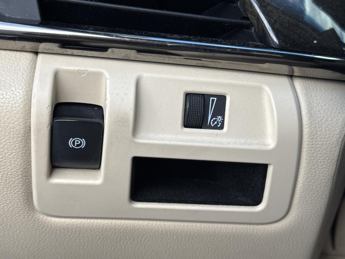 Photo 23 of this Cadillac CTS Sedan