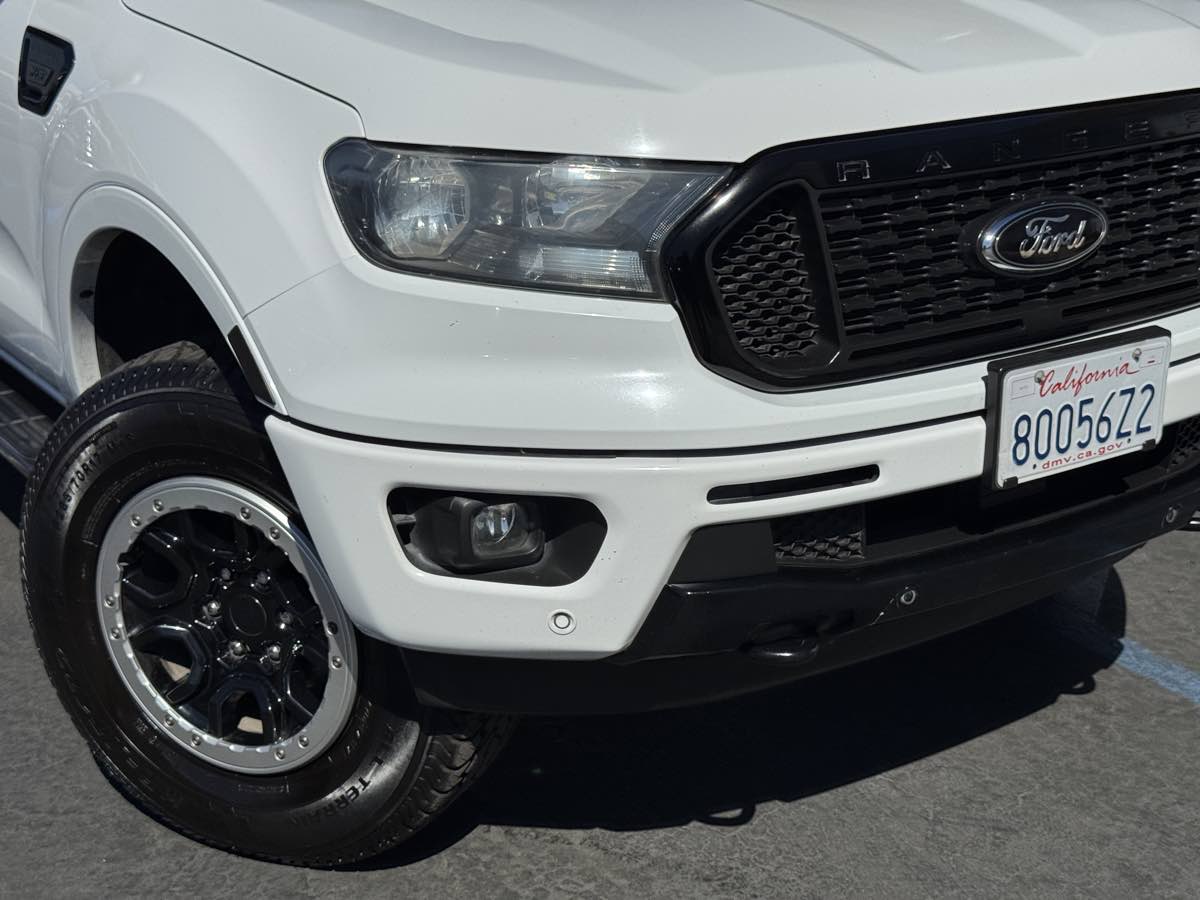 Photo 3 of this Ford Ranger