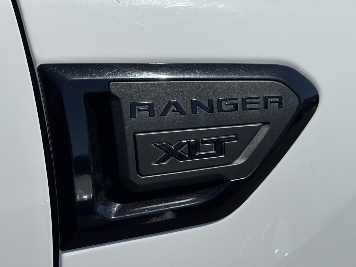 Photo 8 of this Ford Ranger