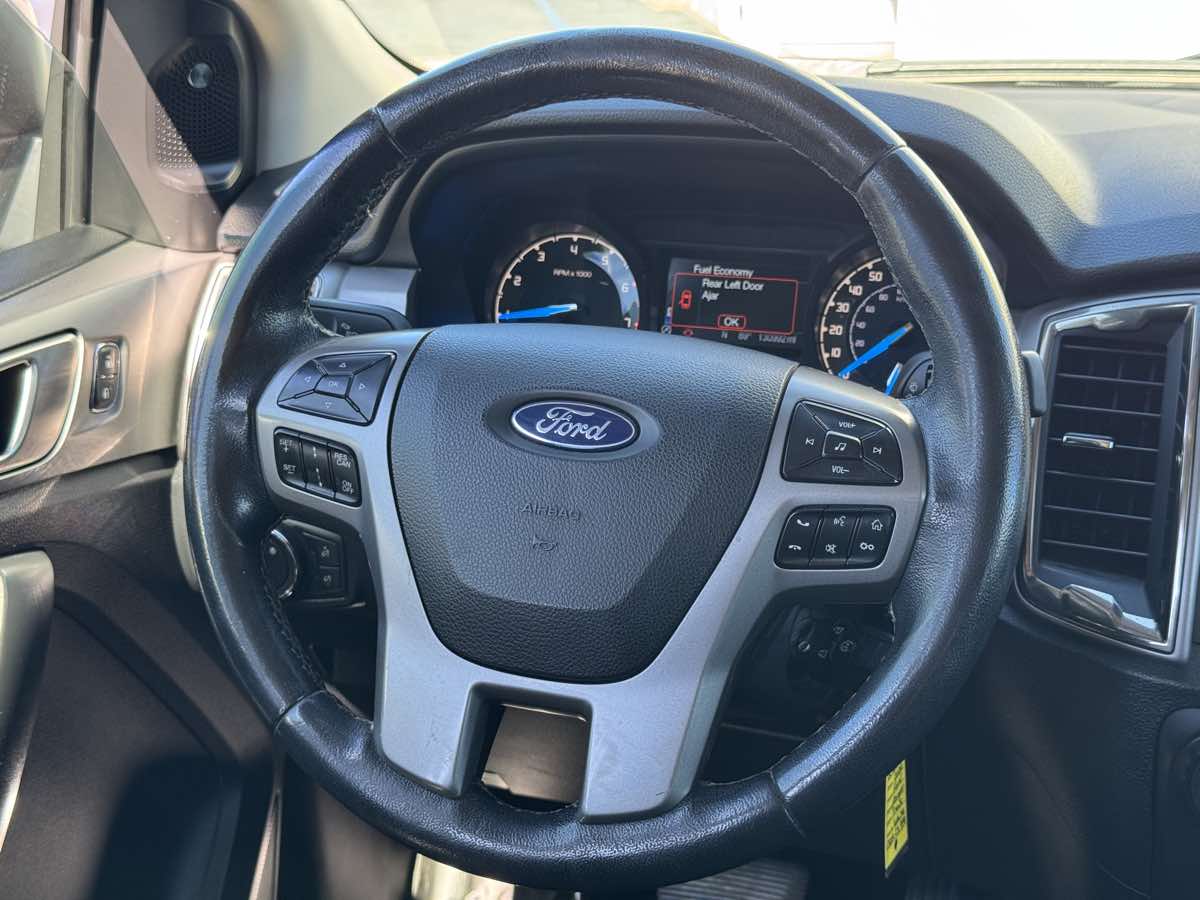 Photo 22 of this Ford Ranger