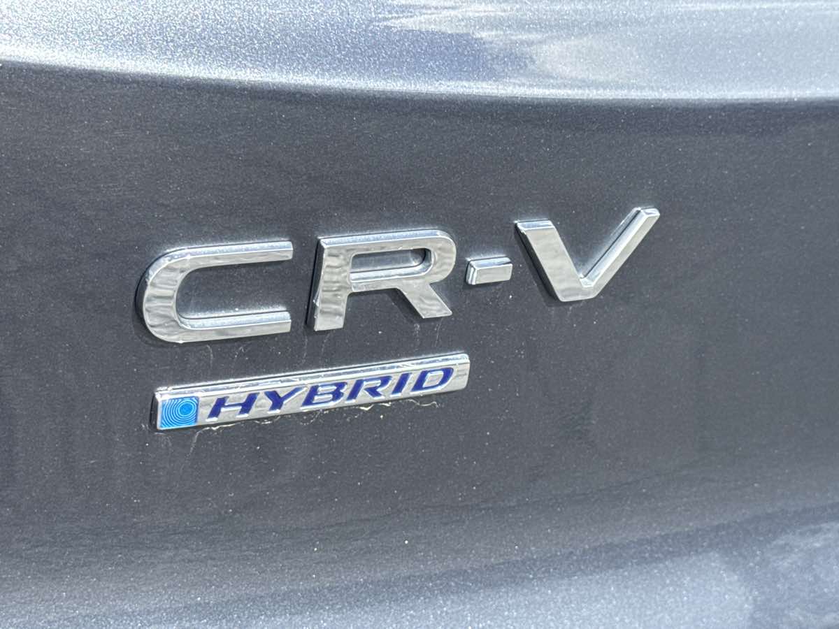 Photo 15 of this Honda CR-V Hybrid