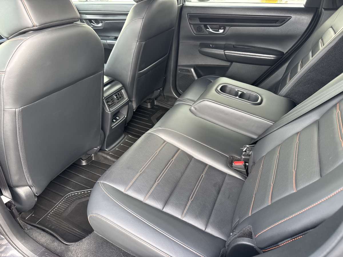 Photo 20 of this Honda CR-V Hybrid