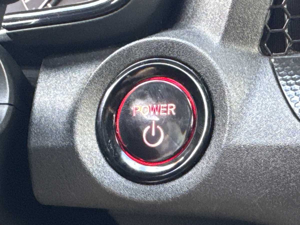 Photo 31 of this Honda CR-V Hybrid