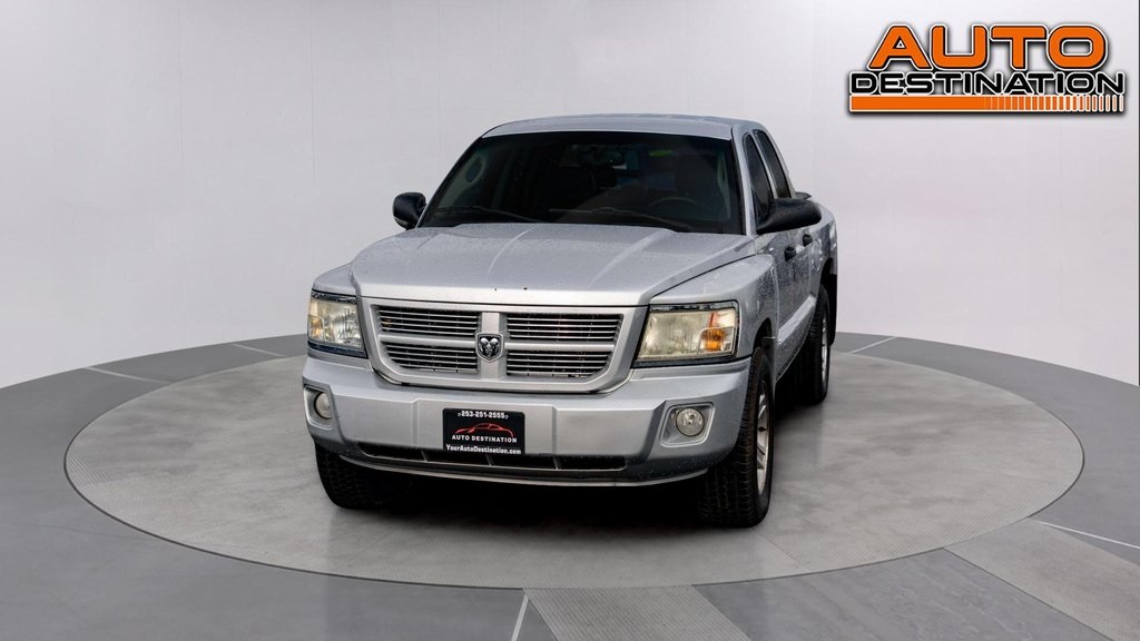 2011 Dodge Dakota photo 3