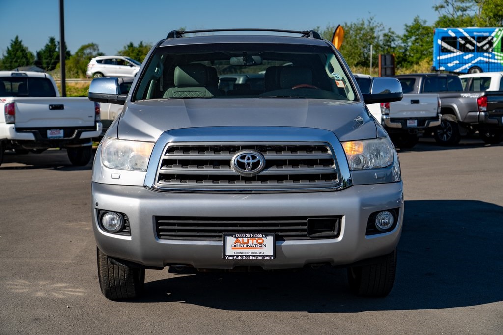 2015 Toyota Sequoia Platinum photo 3