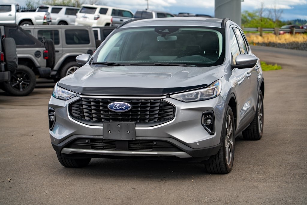 2023 Ford Escape Platinum photo 4
