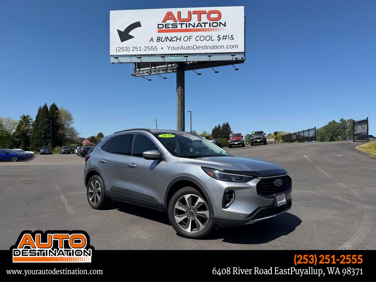 2023 Ford Escape Platinum AWD's photo