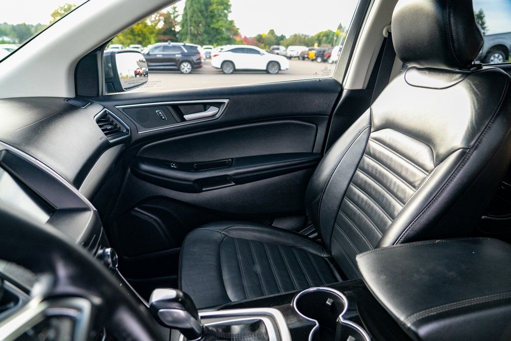 2017 Ford Edge SEL - Photo 20