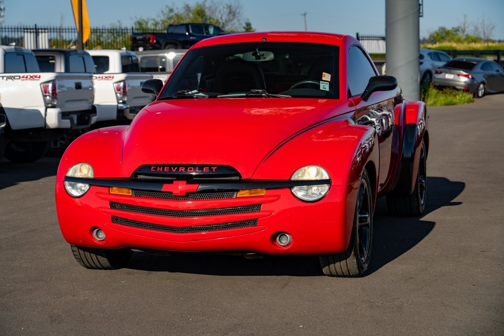 2003 Chevrolet SSR photo 4