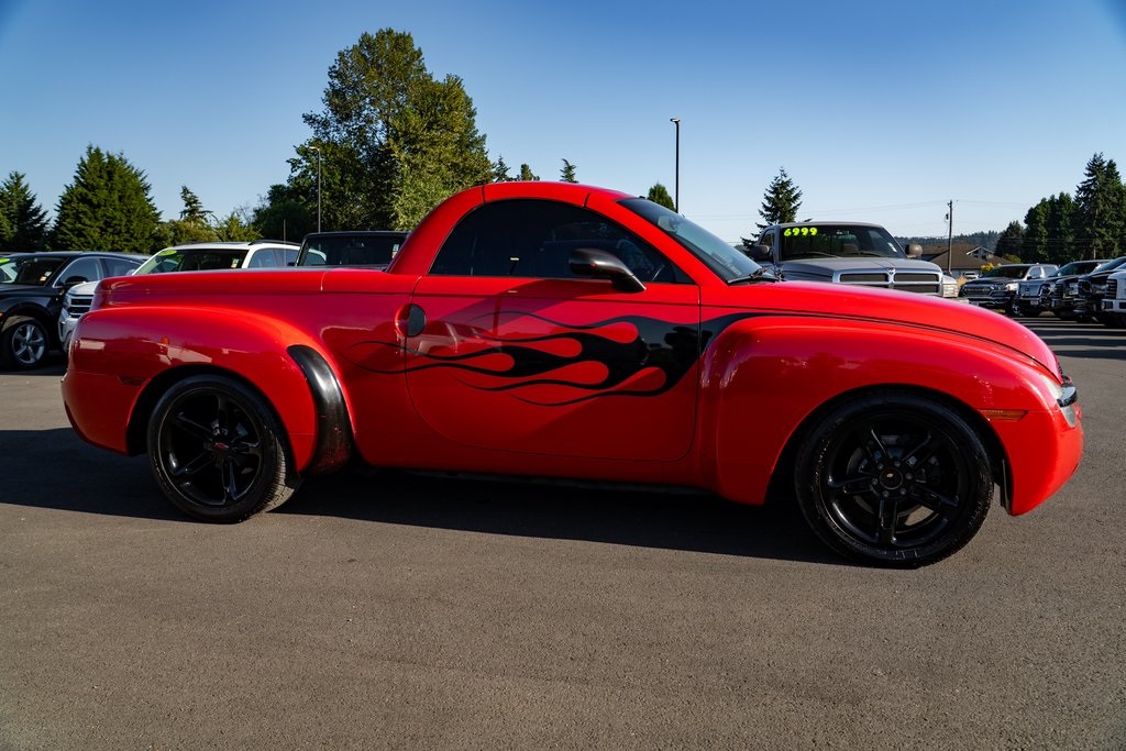2003 Chevrolet SSR photo 8
